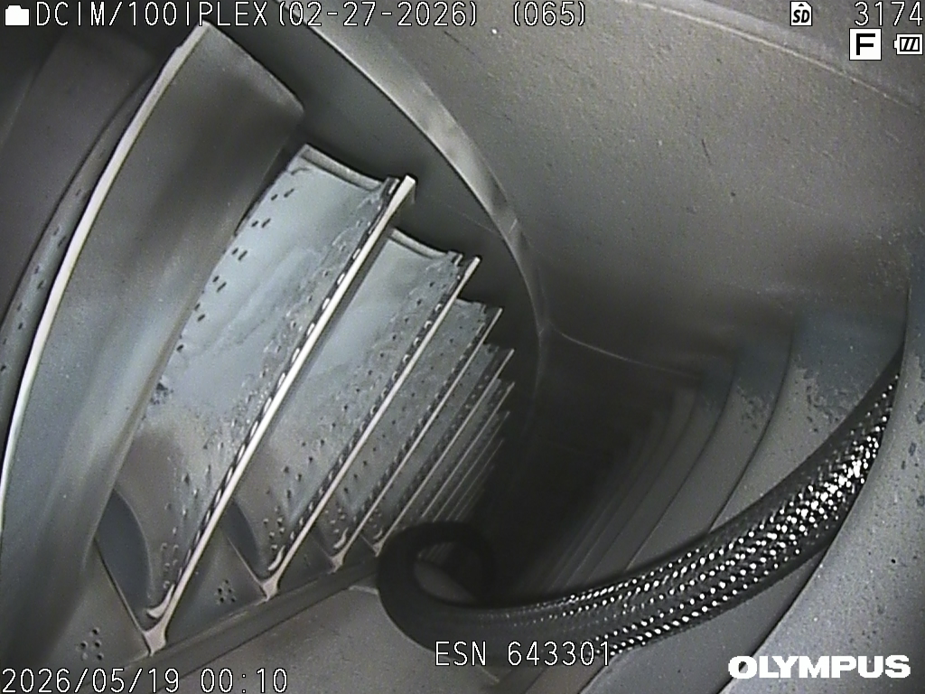 Borescope probe insertion gas turbine — AERODINAMIX